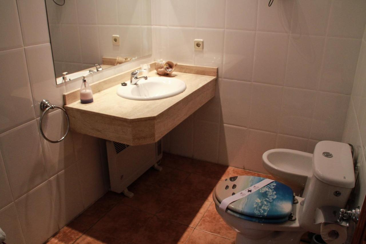 Hotel Iris Ла Елиана Екстериор снимка
